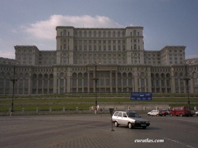 bucharest_government_palace.jpg