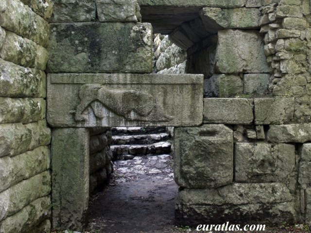 g_butrint_porte_lion.jpg