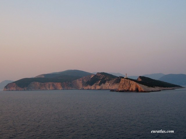 Cliquez ici pour télécharger The Cliff at Levkas