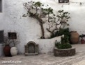 fr_naxos_courtyard.html