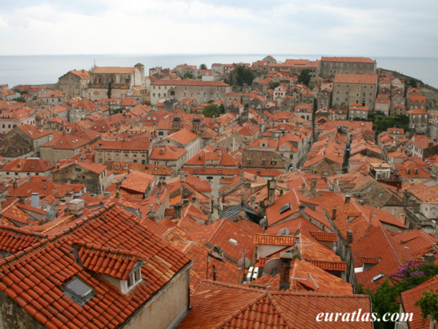 Click to download the Rooftops in Dubrovnik