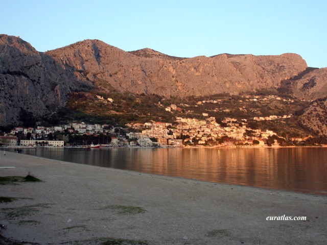 Click to download the The Port of Omis or Almissa