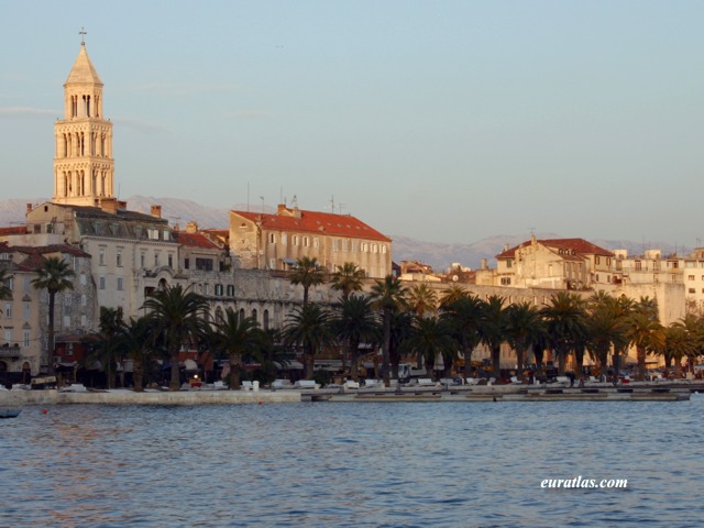 Click to download the Split, Diocletian's Palace viewed from the Sea