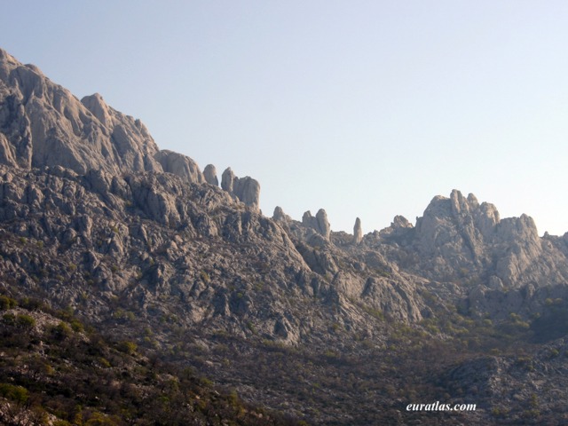 Click to download the The Velebit Range near Alan pass