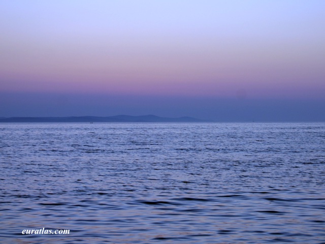 Click to download the Twilight on the Zadar Channel