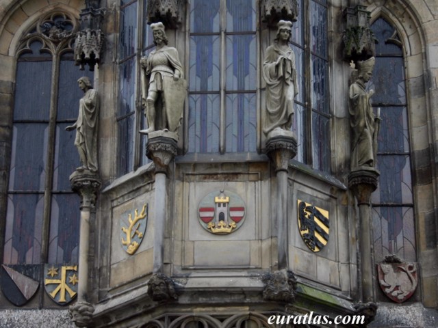 Click to download the Prague Old Town Hall, Bay Window