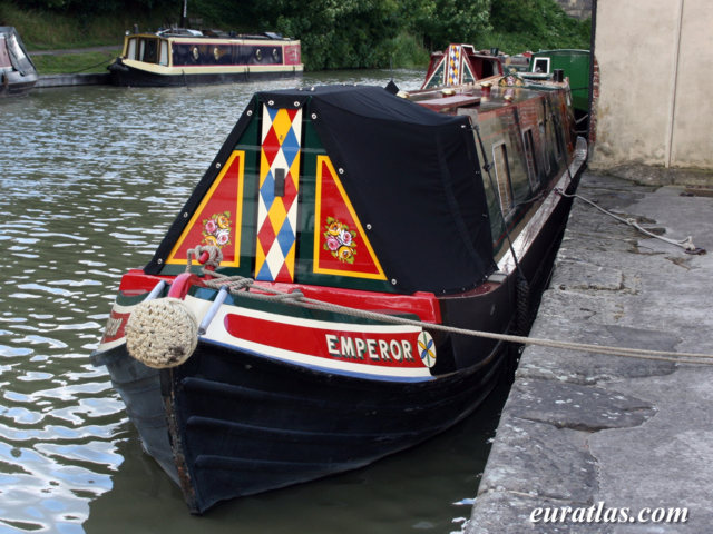 Click to download the Devizes, the Kennet and Avon Canal