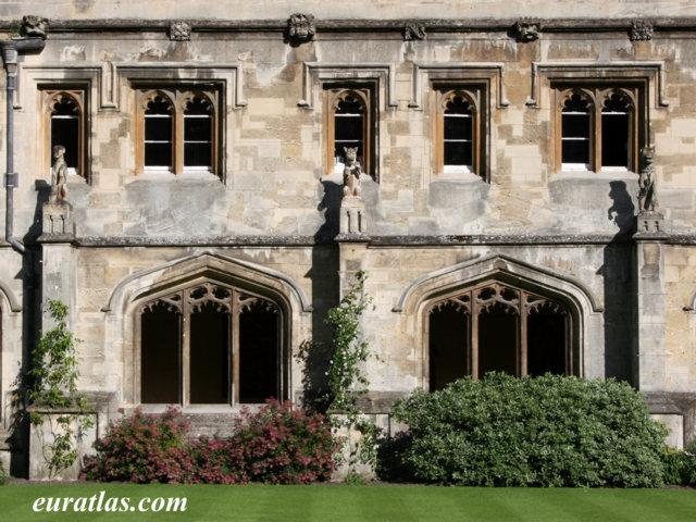 Cliquez ici pour télécharger Magdalen College