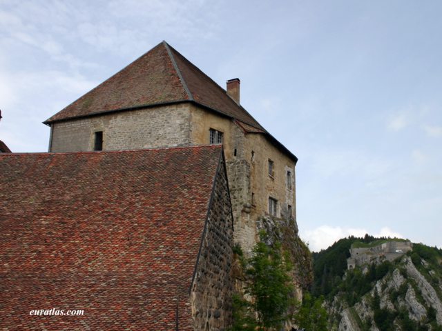 fort_de_joux_1.jpg