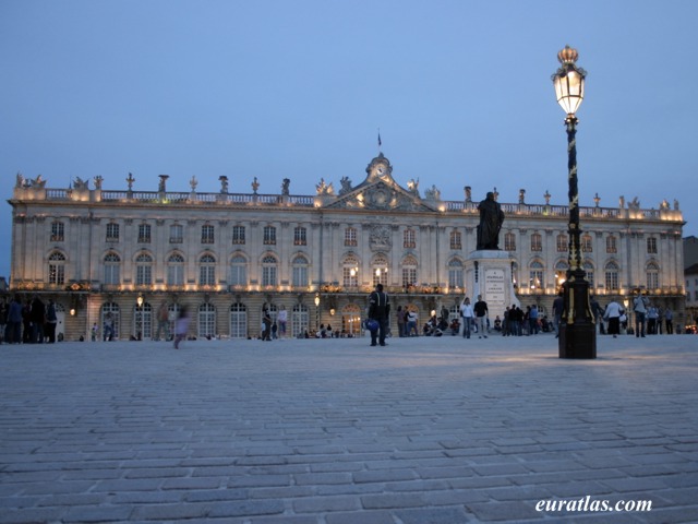 Click to download the Nightlife on the Place Stanislas, Nancy