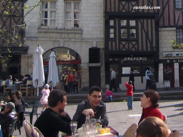 scene_rue.jpg