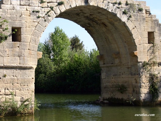 Click to download the The Roman Bridge at Ambrussum 