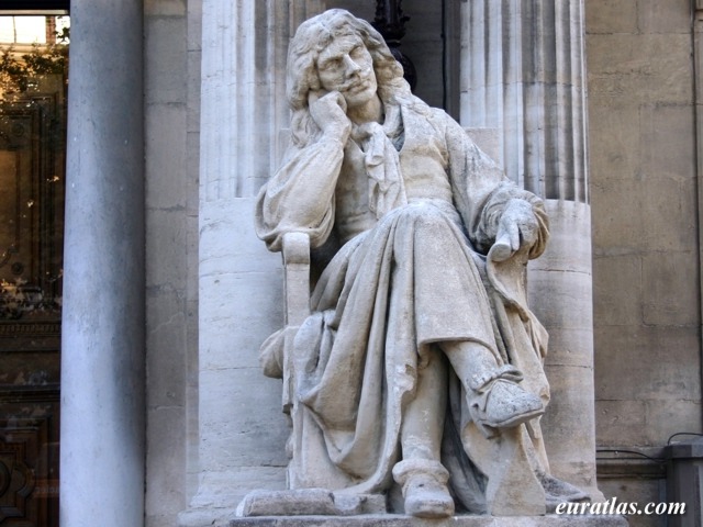 Click to download the Avignon, the Statue of Molière
