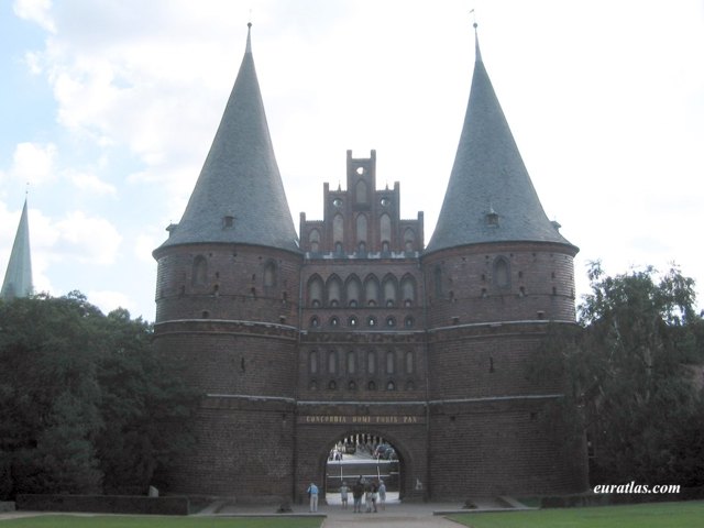 lubeck_gate.jpg