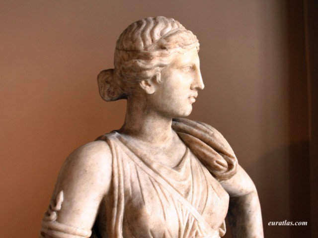 archeology_museum_artemis.jpg