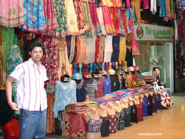 grand_bazaar_shop.jpg