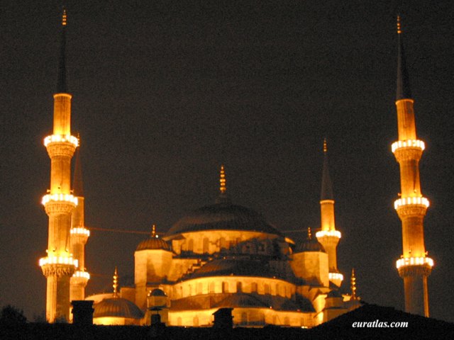 sultanahmet_night.jpg