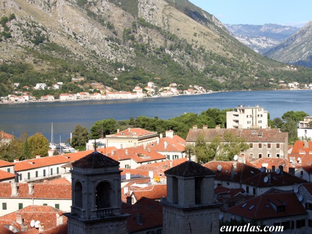 Cliquez ici pour télécharger The City of Kotor