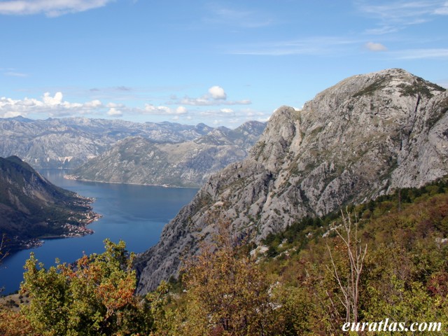 Cliquez ici pour télécharger The Bay of Kotor