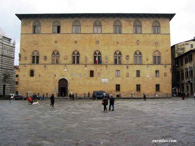 Click to download the Pistoia, the Palazzo del Commune or Town Hall