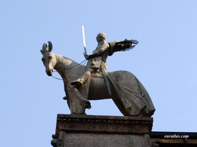 Click to download the The Equestrian Statue of Cangrande, Verona