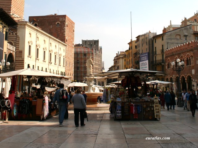 Click to download the Piazza delle Erbe, Verona