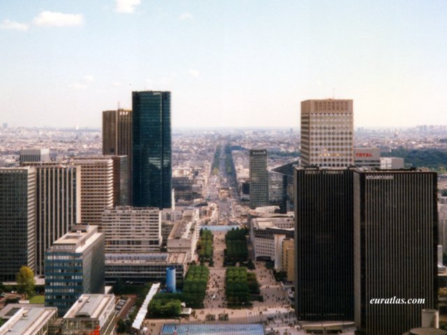 Click to download the Paris from the Grande Arche