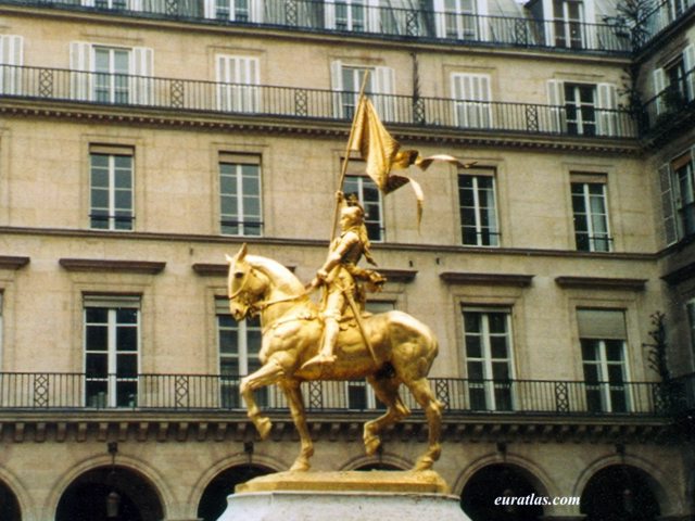 paris_jeanne_arc.jpg