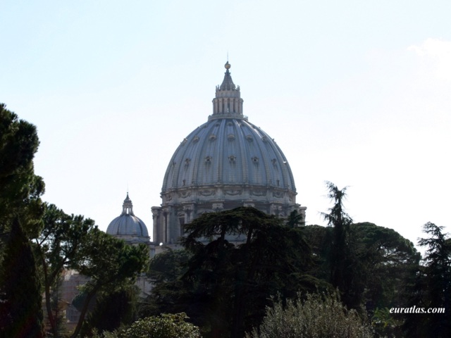 san_pietro_coupole.jpg