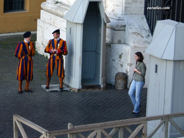 swiss_guards.jpg