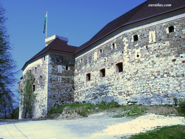 Cliquez ici pour télécharger Ljubljana Castle