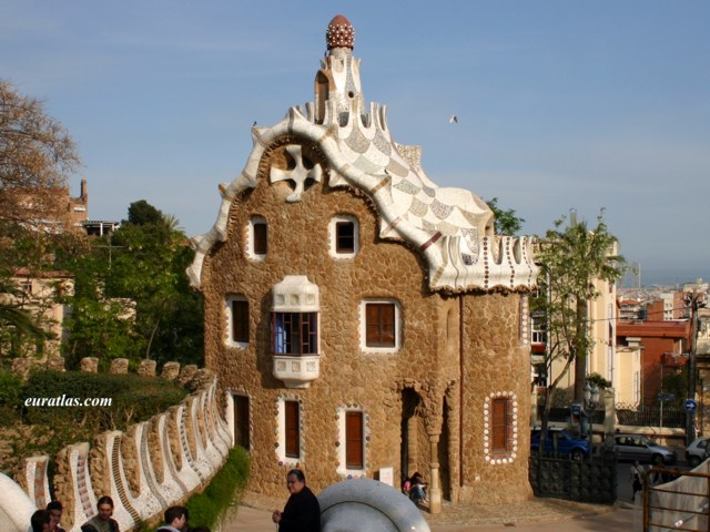 Click to download the Barcelona, Palau Güell