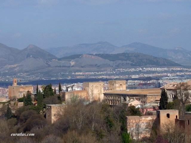 granada_alhambra_2.jpg