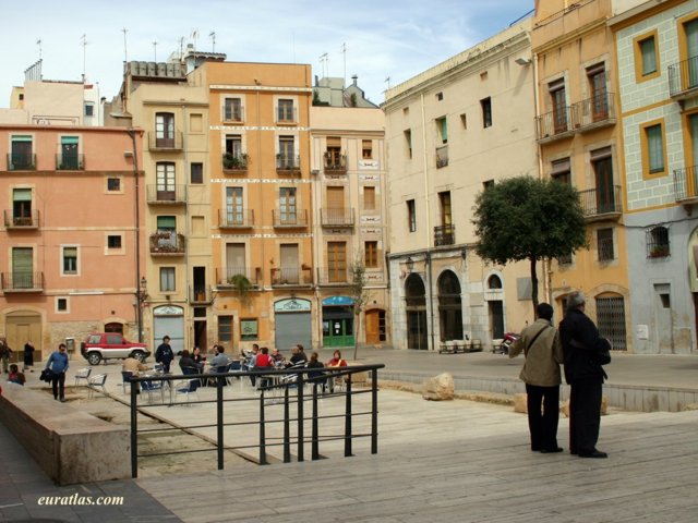 tarragona_forum.jpg