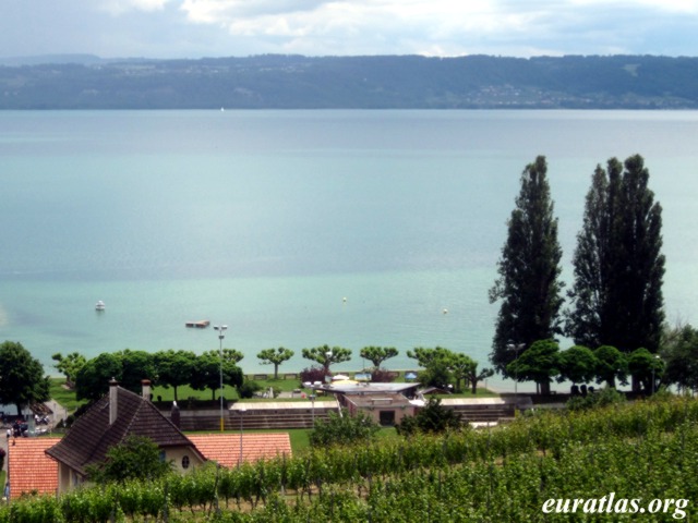 lake_neuchatel.jpg