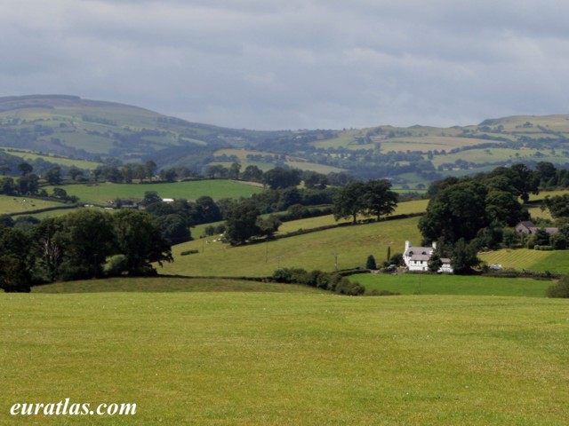 Cliquez ici pour télécharger Denbighshire Landscape